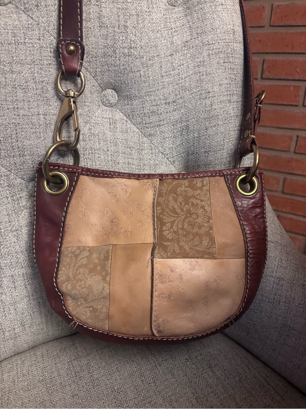 VINTAGE Fossil Patchwork Leather Crossbody Bag🤩